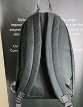 Carica l'immagine nel visualizzatore di Gallery, BACKPACK - CHIC EDITION